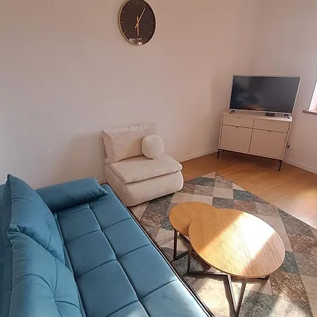 Apartment Oficynka Nad Niegocinkiem