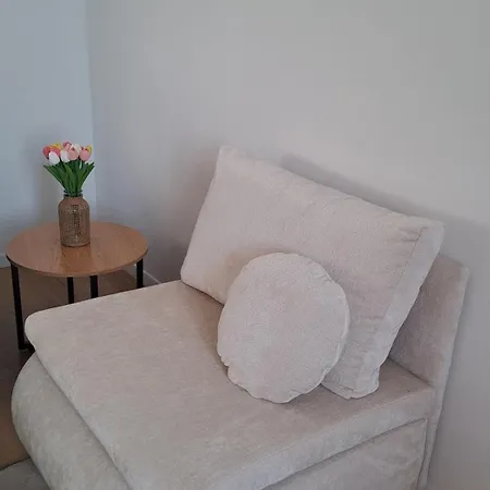 Apartment Oficynka Nad Niegocinkiem