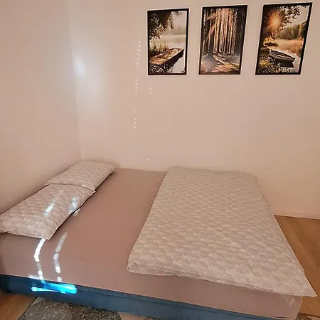 Oficynka Nad Niegocinkiem * غيجيتسكو